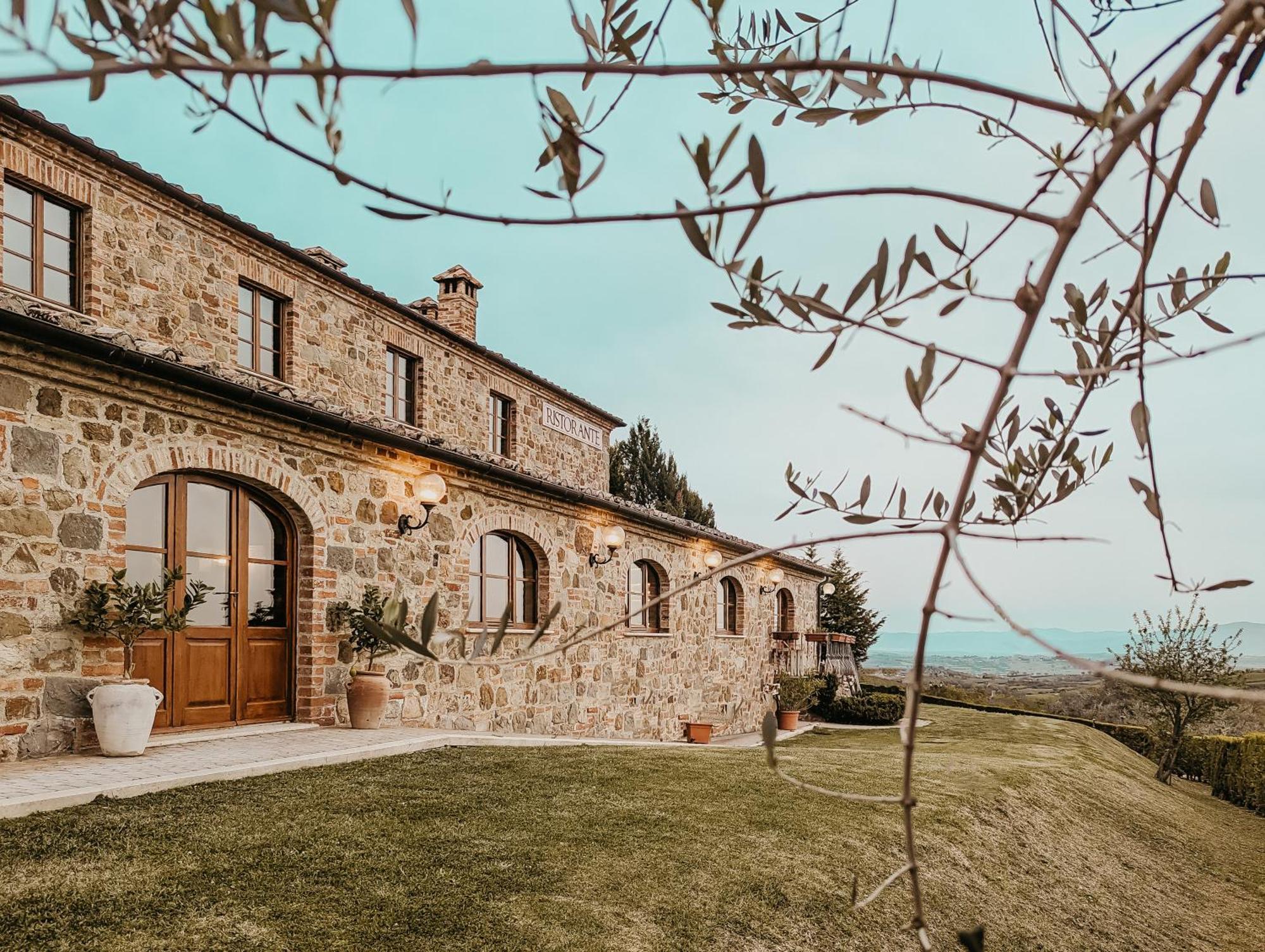 Poggio Paradiso Resort & Spa Montefollonico المظهر الخارجي الصورة