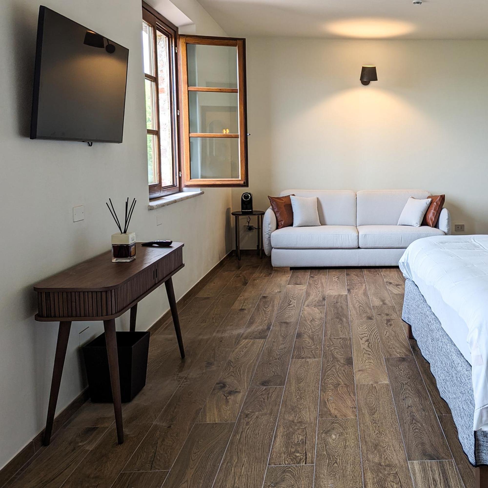 Poggio Paradiso Resort & Spa Montefollonico المظهر الخارجي الصورة
