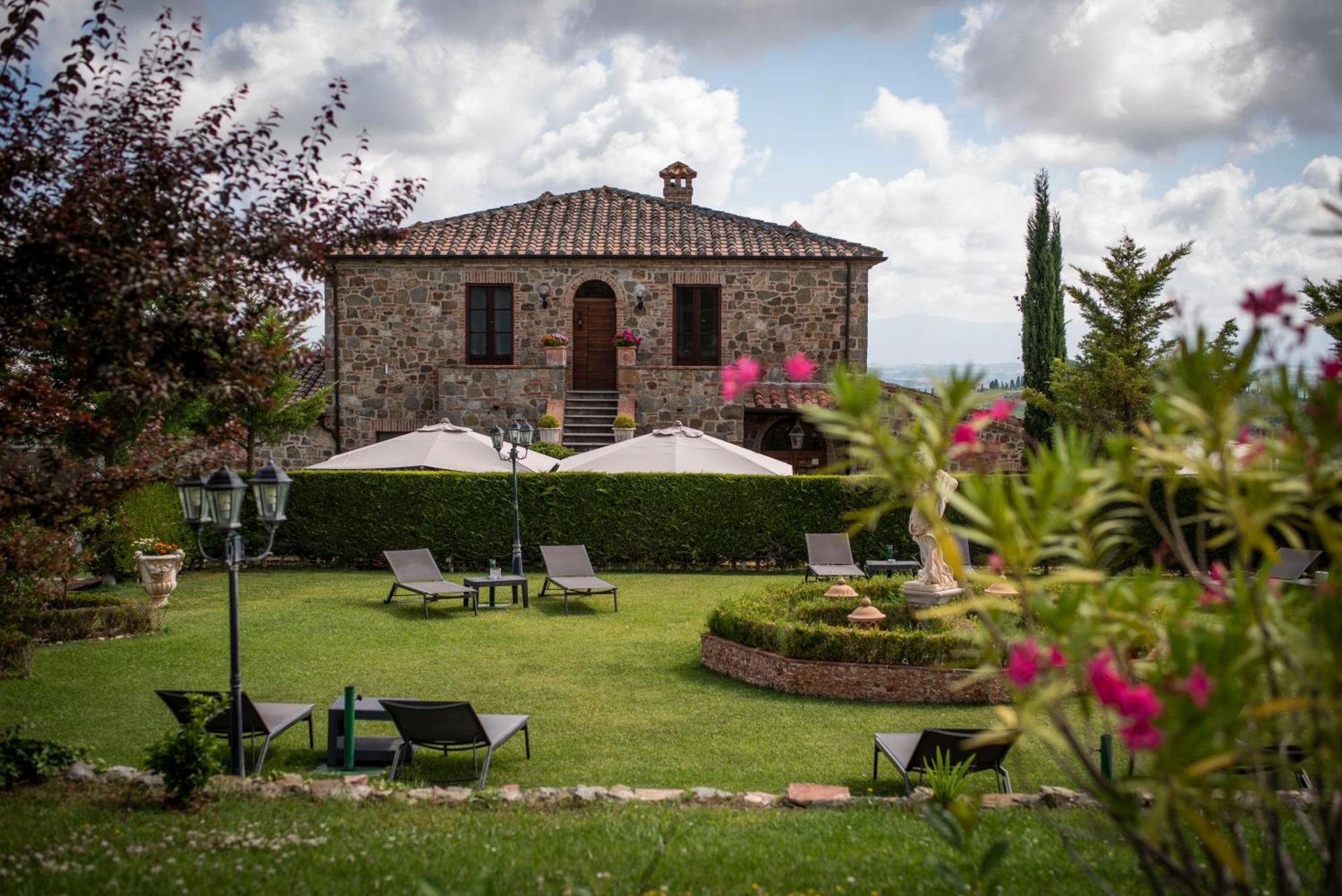 Poggio Paradiso Resort & Spa Montefollonico المظهر الخارجي الصورة