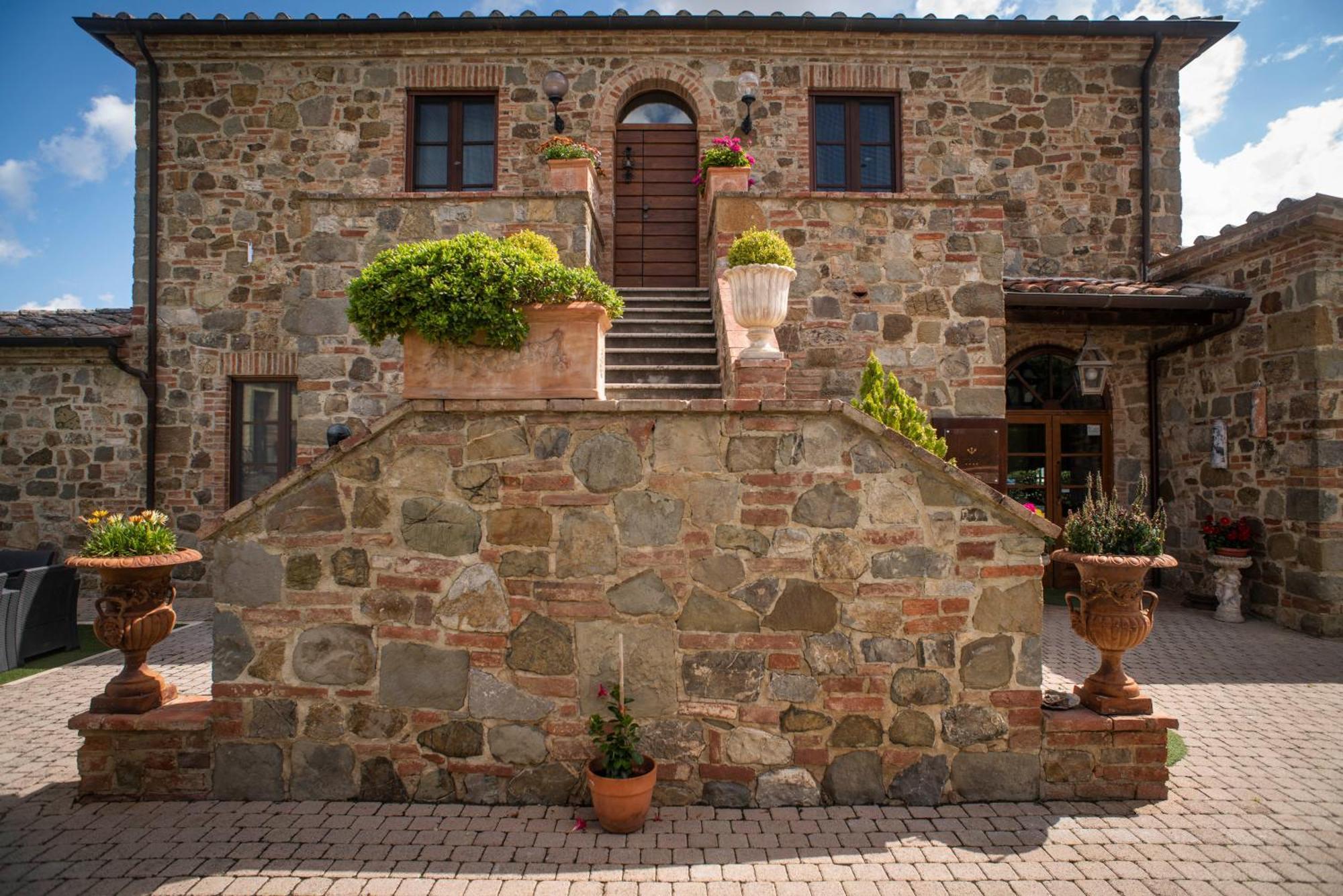 Poggio Paradiso Resort & Spa Montefollonico المظهر الخارجي الصورة