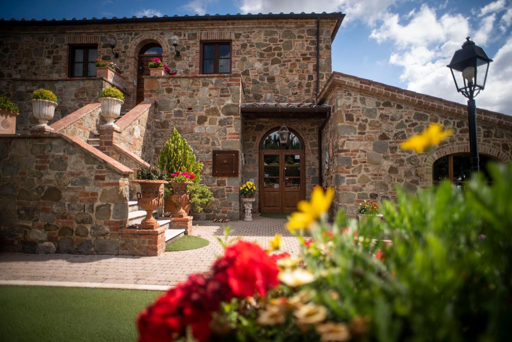 Poggio Paradiso Resort & Spa Montefollonico المظهر الخارجي الصورة