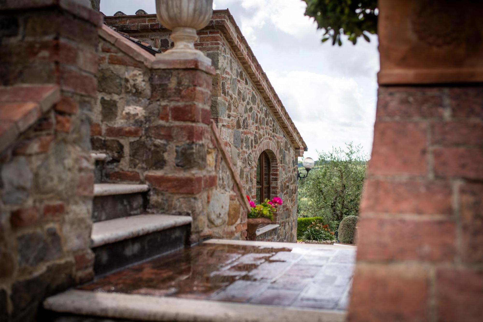 Poggio Paradiso Resort & Spa Montefollonico المظهر الخارجي الصورة